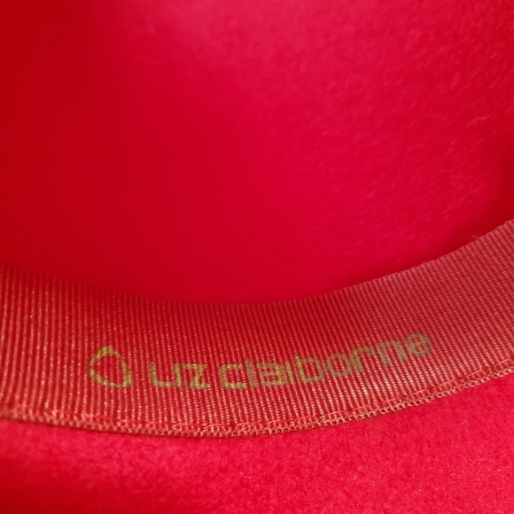 Liz Claiborne Red Wool Cloche Hat with Black Trim. - Picture 5 of 12
